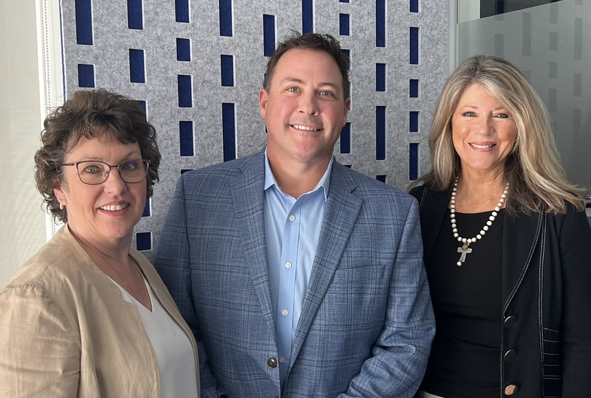 Tammy Theriot and Bryant DeLoach of Home Bank – We help our clients achieve their financial goals